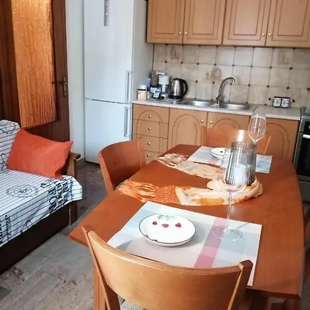 Apartment Aunt Vaso Sweet